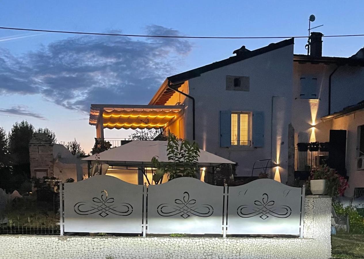 Dimora Di Charme Rooms & Apartments Peschiera del Garda Buitenkant foto