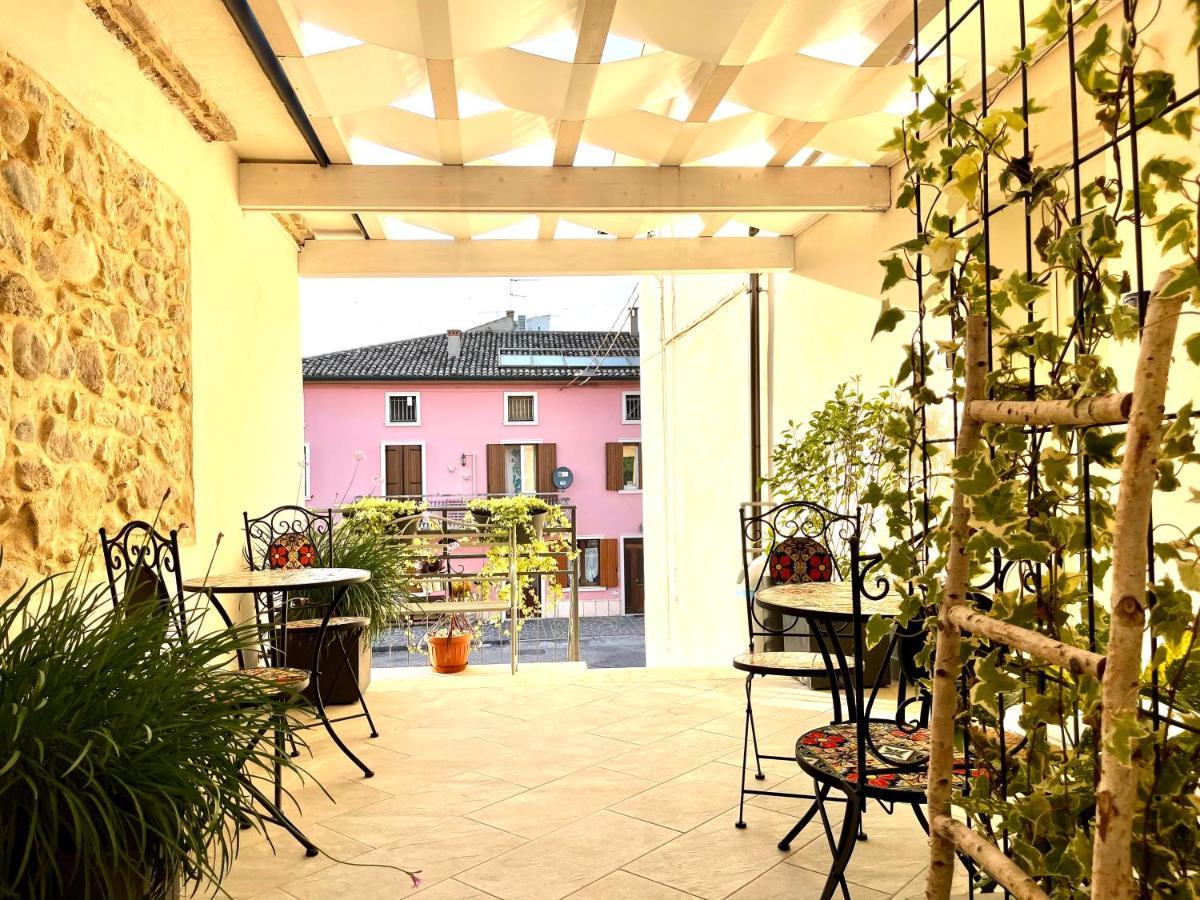 Dimora Di Charme Rooms & Apartments Peschiera del Garda Buitenkant foto