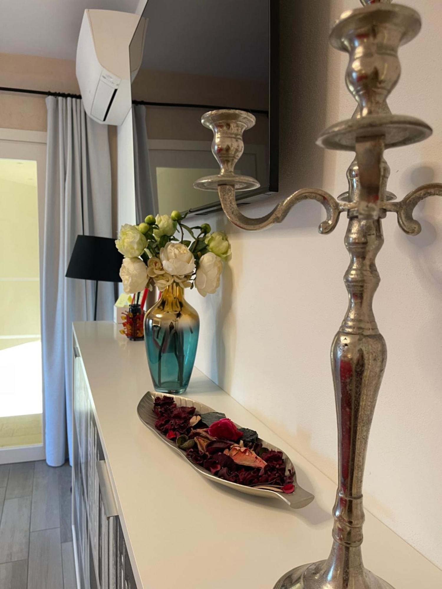 Dimora Di Charme Rooms & Apartments Peschiera del Garda Buitenkant foto