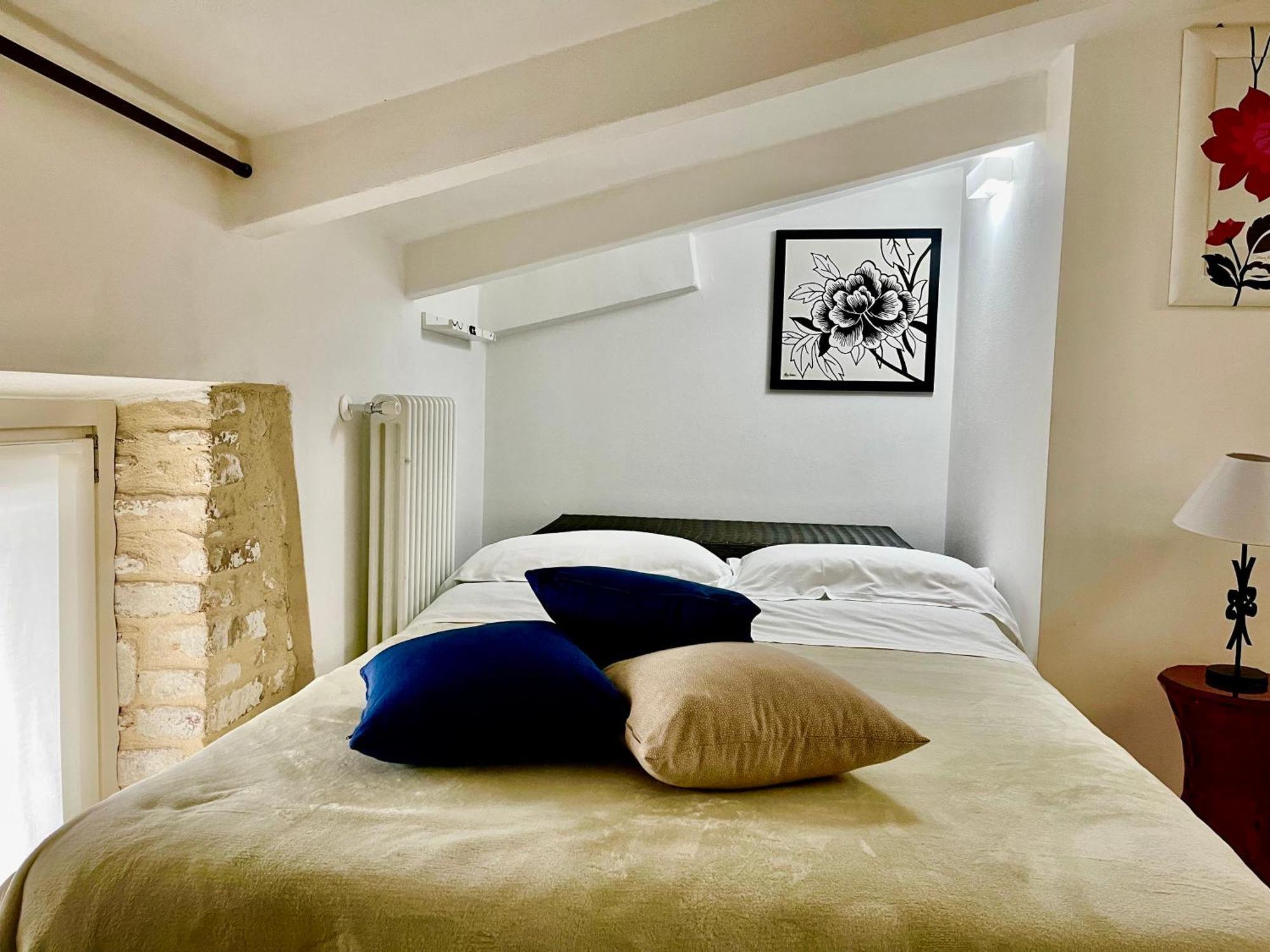 Dimora Di Charme Rooms & Apartments Peschiera del Garda Buitenkant foto