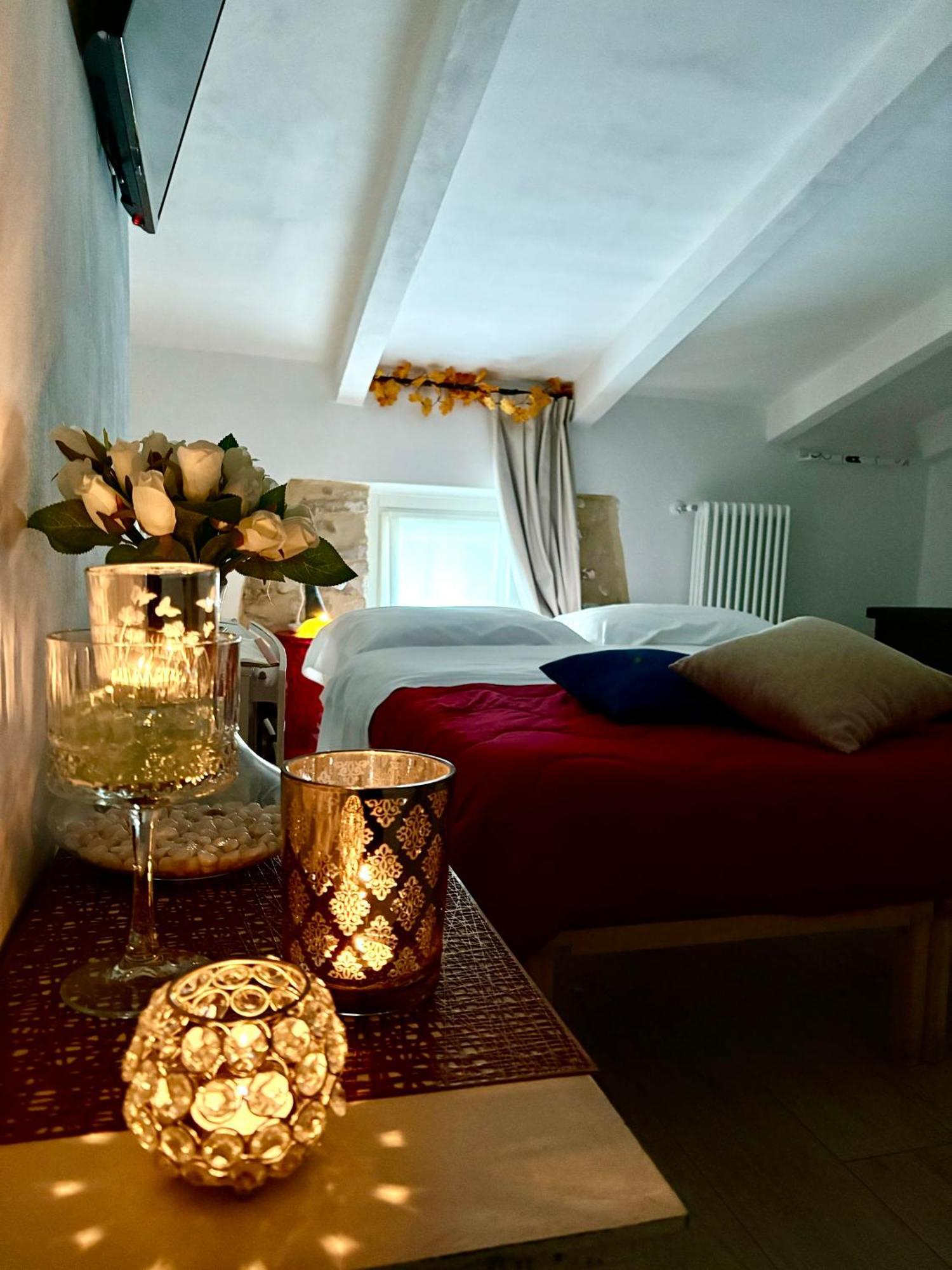 Dimora Di Charme Rooms & Apartments Peschiera del Garda Buitenkant foto